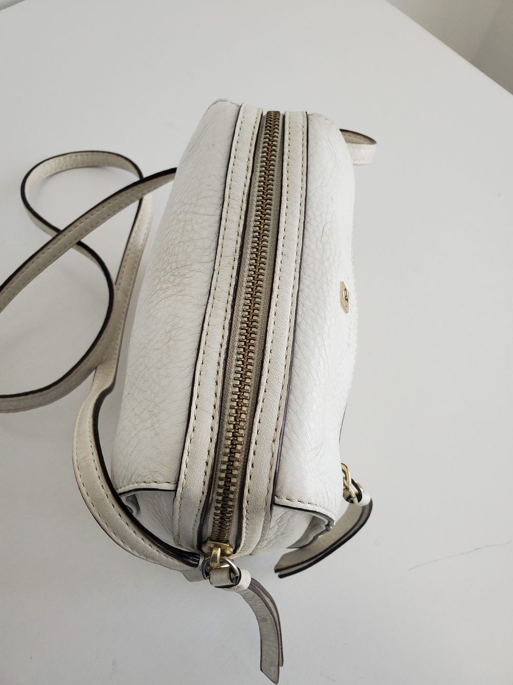 Kate Spade White Perforated Leather Crossbody Bag - Picture 5 of 7